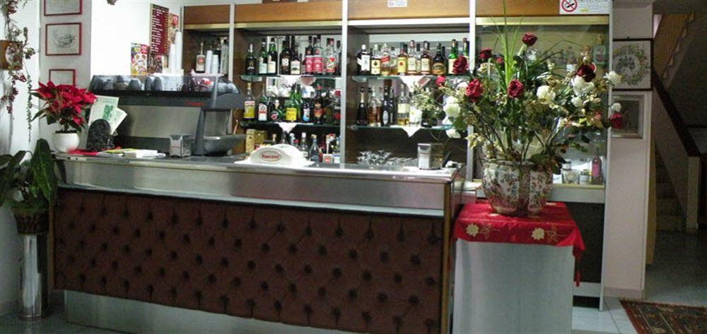 Albergo Ristorante Il Pescatore Виллетта-Барреа Экстерьер фото