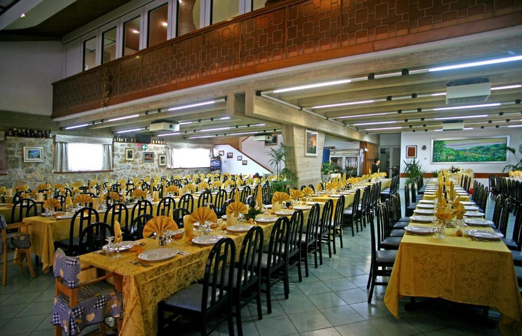 Albergo Ristorante Il Pescatore Виллетта-Барреа Экстерьер фото